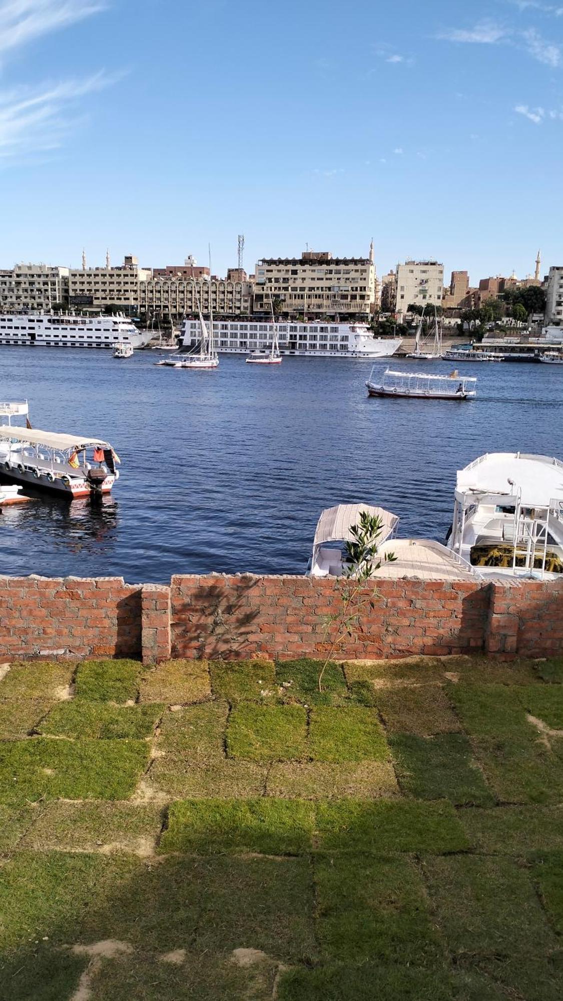 Onaty Narty Guest House Aswan Exterior foto